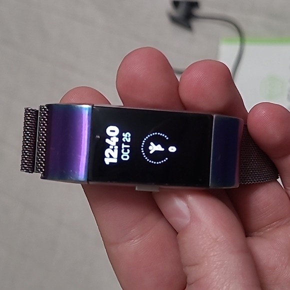 FitBit Charge 2 Bundle - Picture 2 of 8